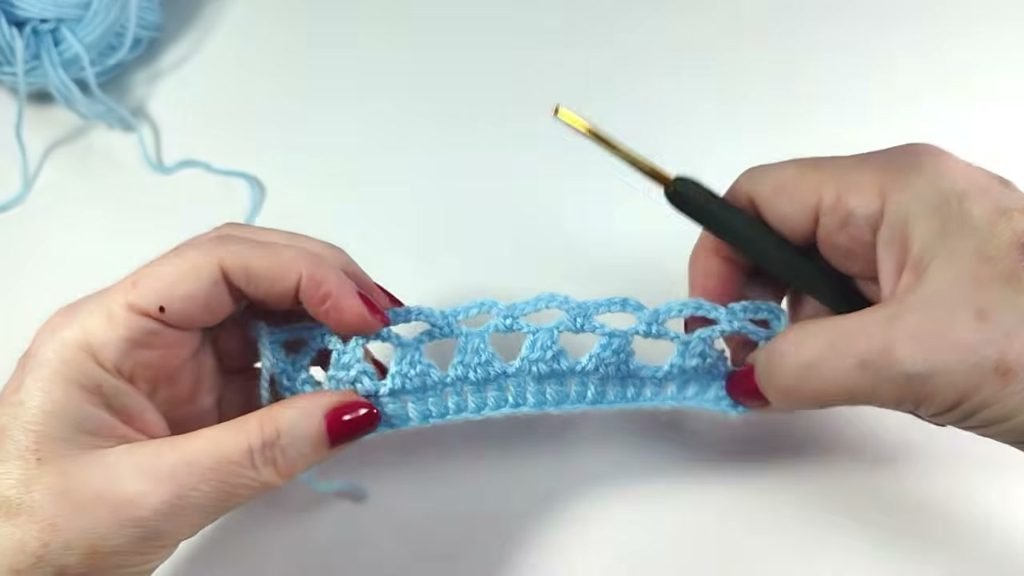 rows1-to-3-arch-and-cluster-lace